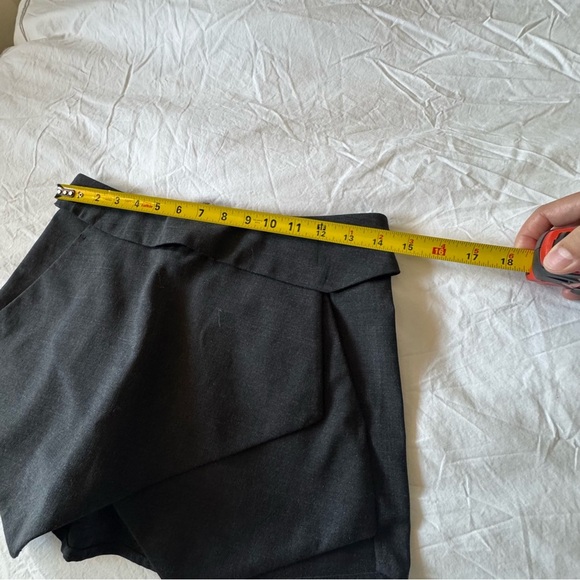 Aritzia x Talula  Berklee Skort Asymmetrical Wrap Design - Picture 7 of 10